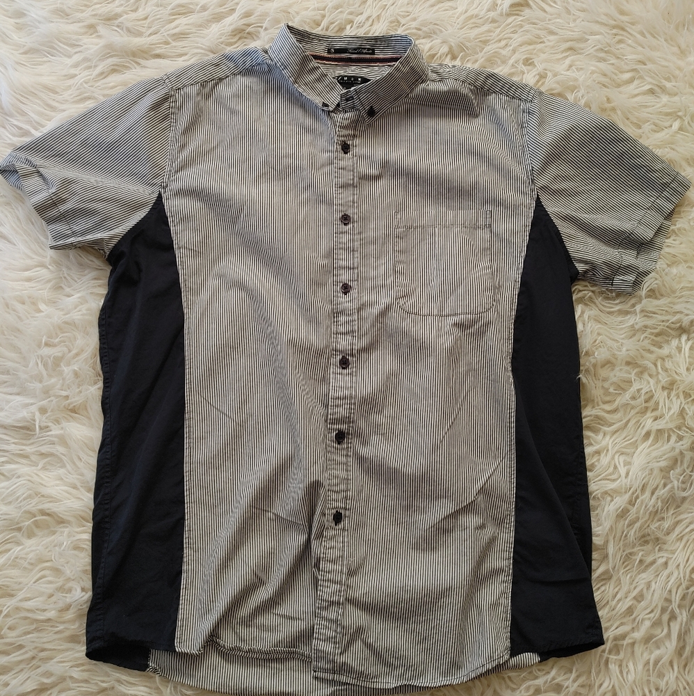Forever 21 Mens Button Up Size XL